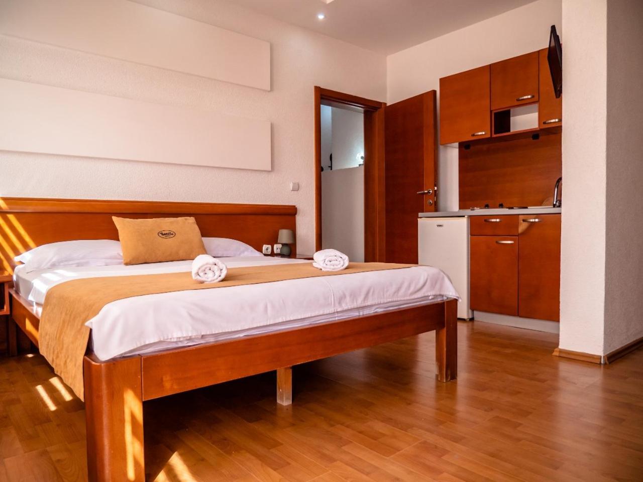 Apartments Bonita Ulcinj Exterior photo