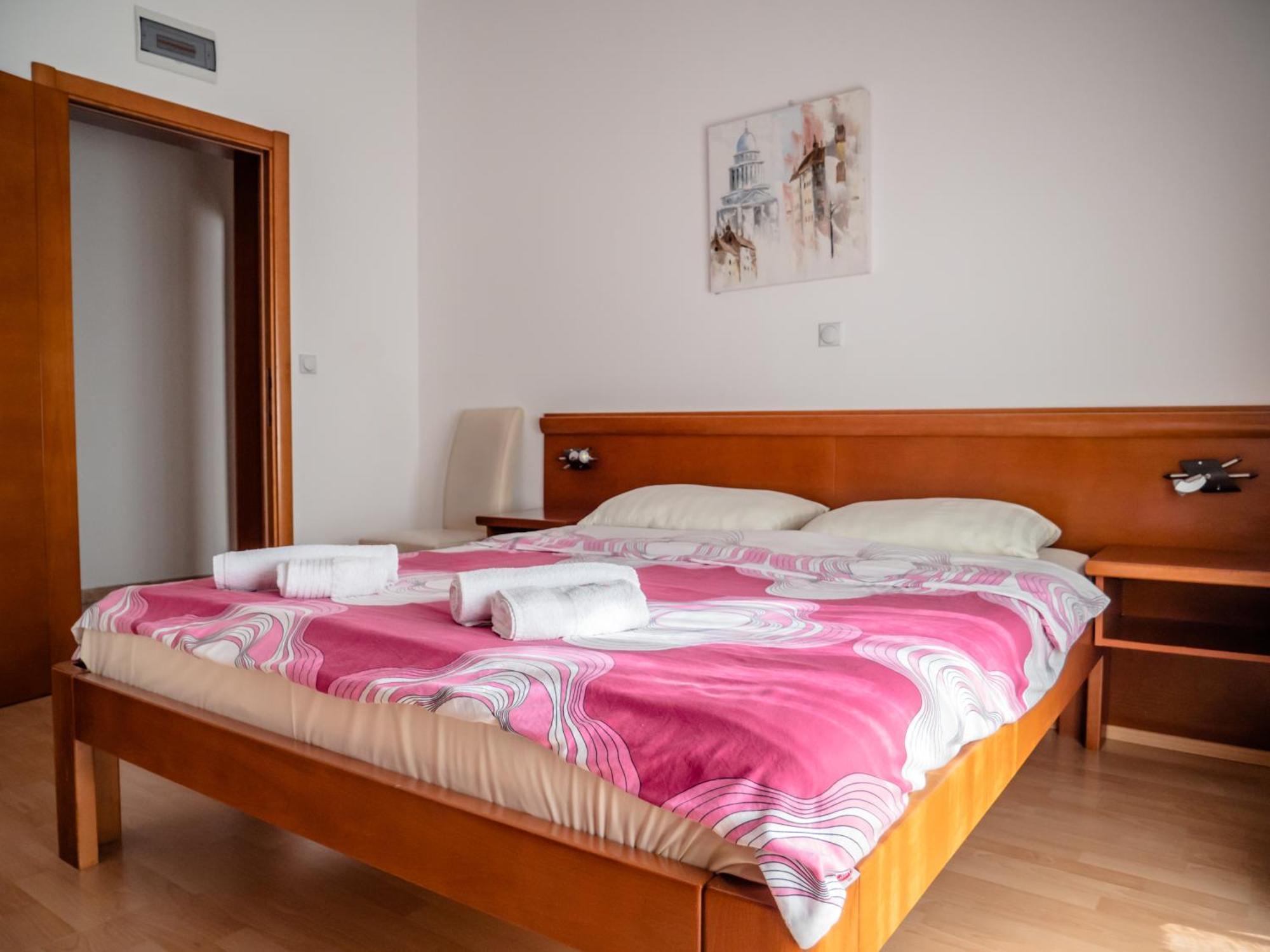 Apartments Bonita Ulcinj Exterior photo